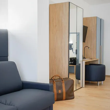 Piazza Camerlata * Como