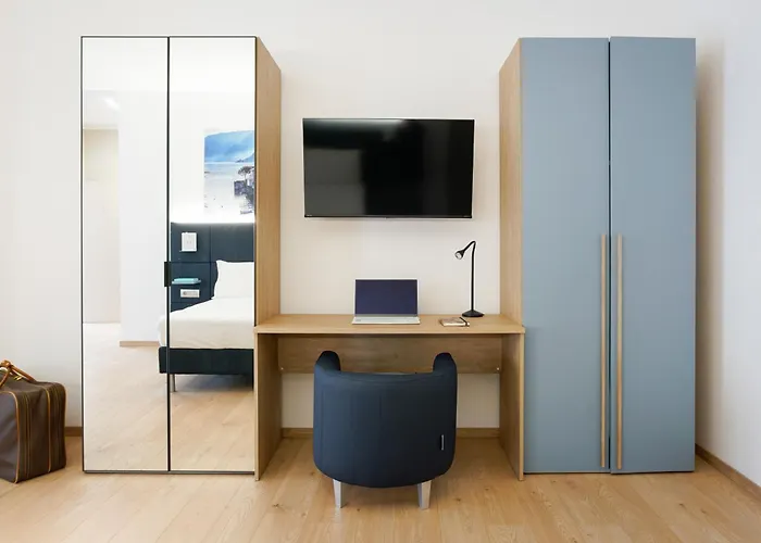 Piazza Camerlata * Όπως