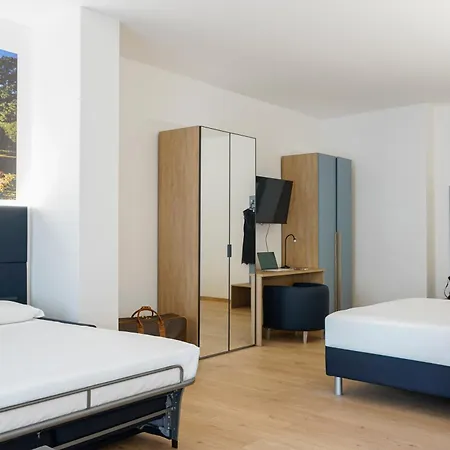 Piazza Camerlata Apartment Como
